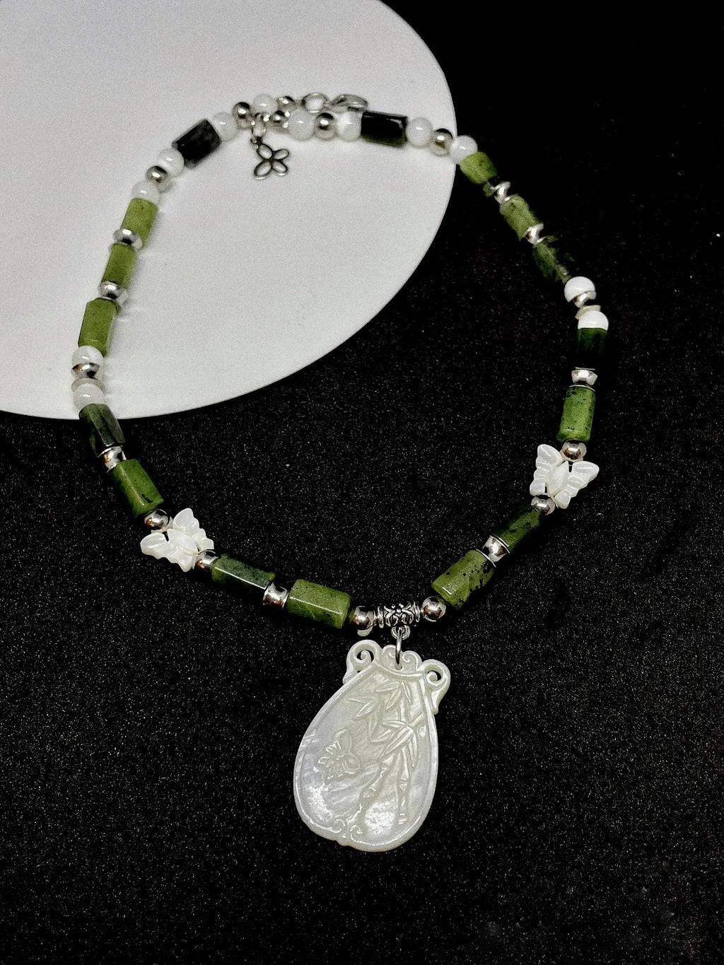 White Pendant Green Bead Necklace